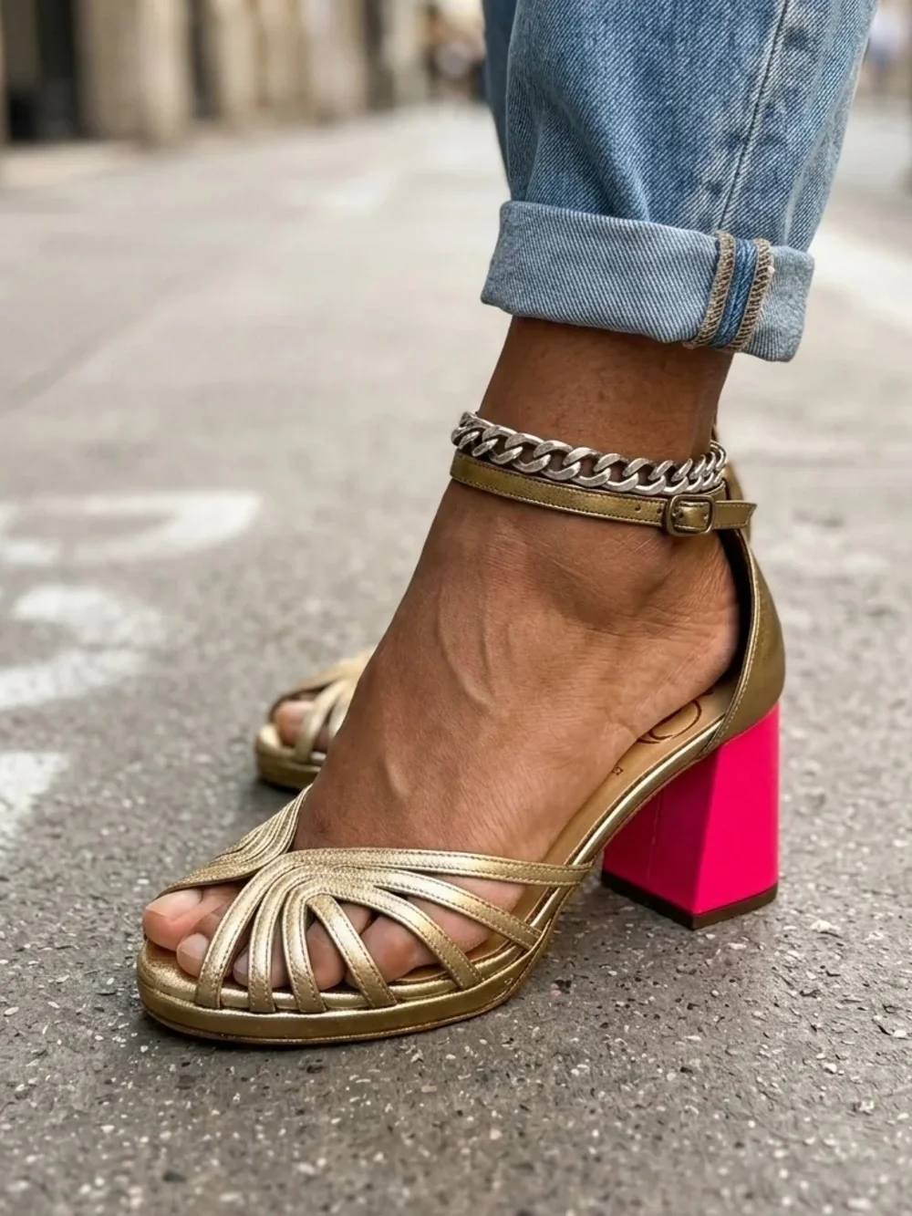 Gold Strappy Block Heel Sandal with Pink Heel NWOT Sz 41 (runs small)
